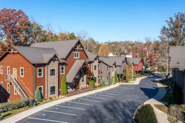 The Great Maple Retreat By Stony Brook Cabins Gatlinburg Bagian luar foto