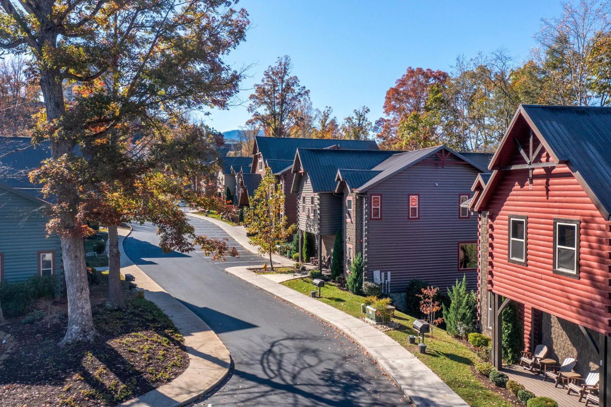 The Great Maple Retreat By Stony Brook Cabins Gatlinburg Bagian luar foto