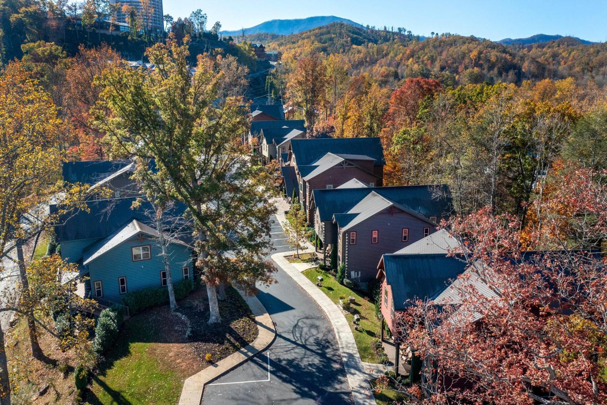 The Great Maple Retreat By Stony Brook Cabins Gatlinburg Bagian luar foto