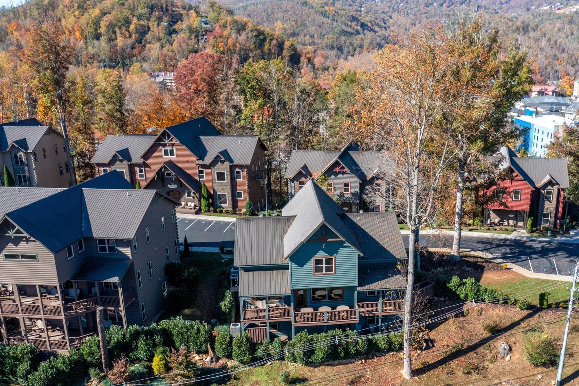 The Great Maple Retreat By Stony Brook Cabins Gatlinburg Bagian luar foto
